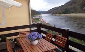 Ferien im Denkmal an der Elbe